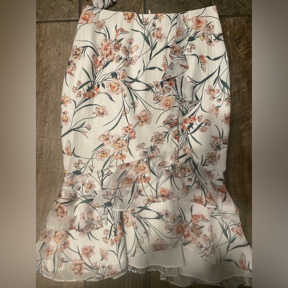 Lulu’s Frill White Floral Print Off-the-Shoulder Two-Piece Midi Dress - Picture 7 of 7